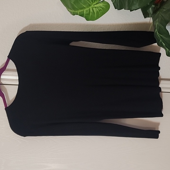 Rain + Rose Sweater - Picture 3 of 5